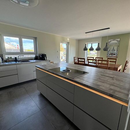 Modernes Ferienhaus In Uedersdorf Eksteriør bilde