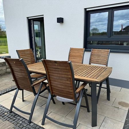 Modernes Ferienhaus In Uedersdorf Eksteriør bilde