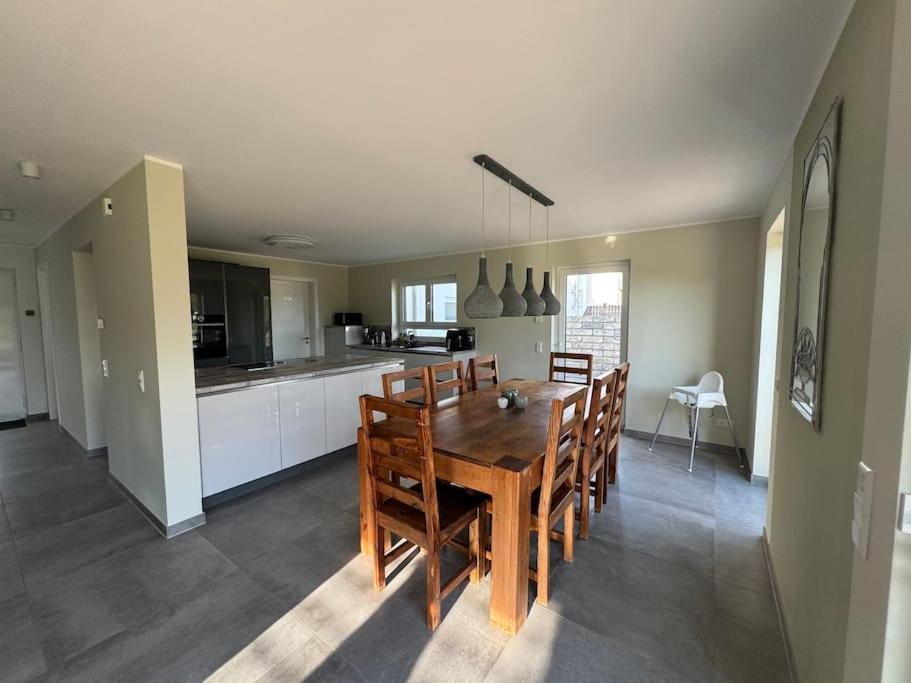 Modernes Ferienhaus In Uedersdorf Eksteriør bilde