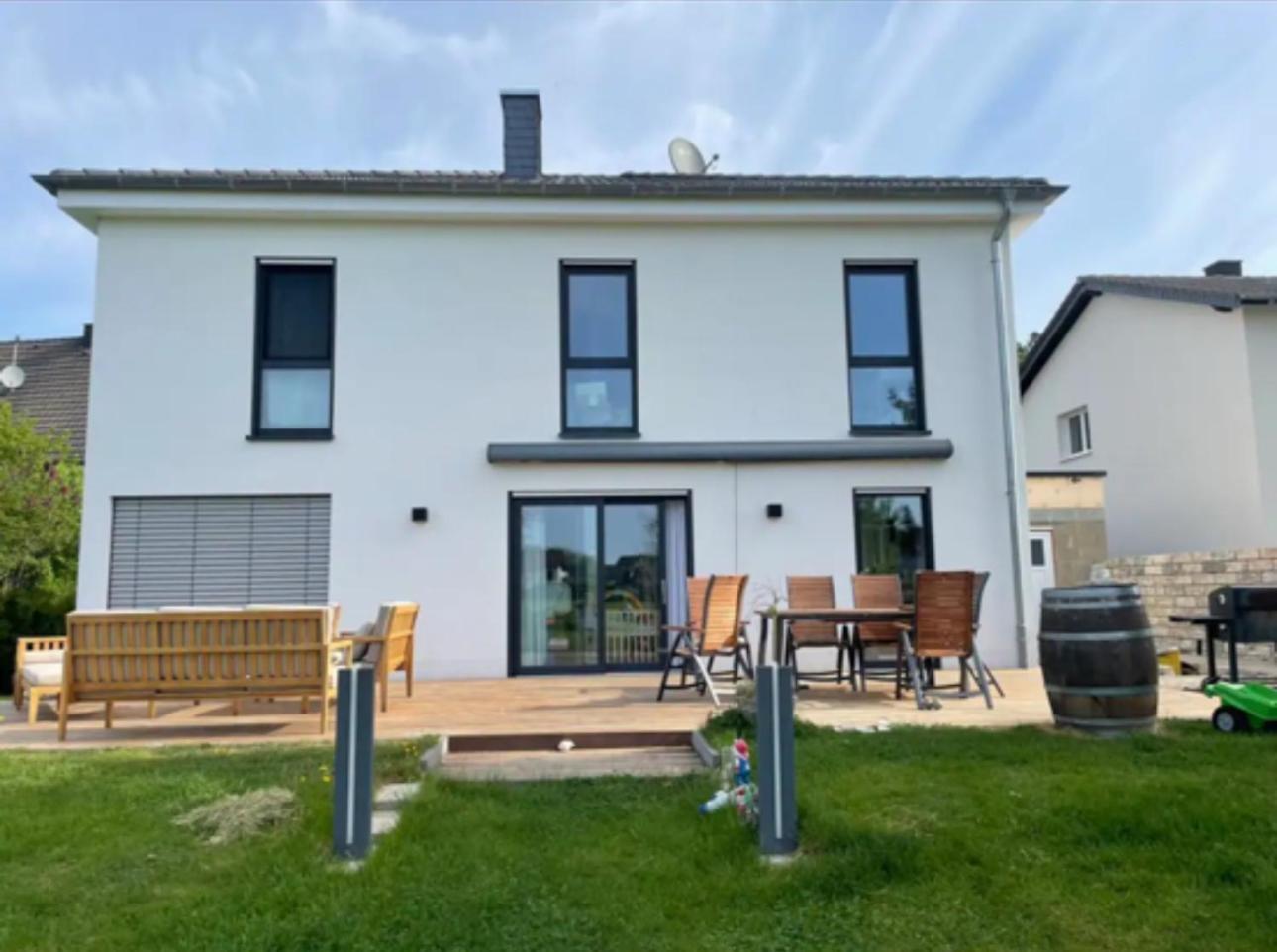 Modernes Ferienhaus In Uedersdorf Eksteriør bilde